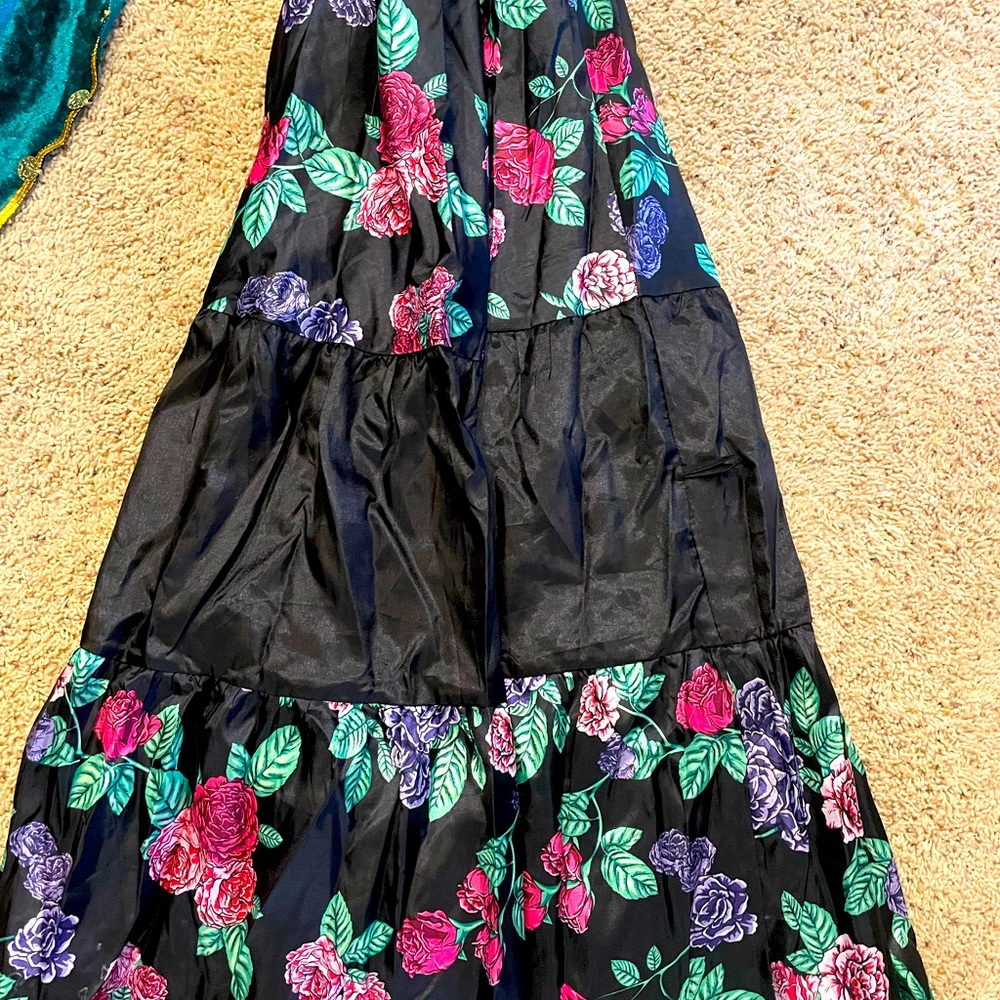 Gypsy/Fortune Teller costume. Women size large worn once. In excellent condition